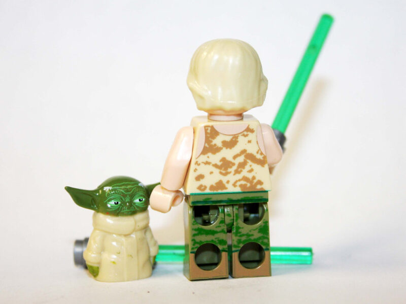 Luke Skywalker Dagobah with Yoda Minifigure - Premium Star Wars Jedi Training Edition - Image 2