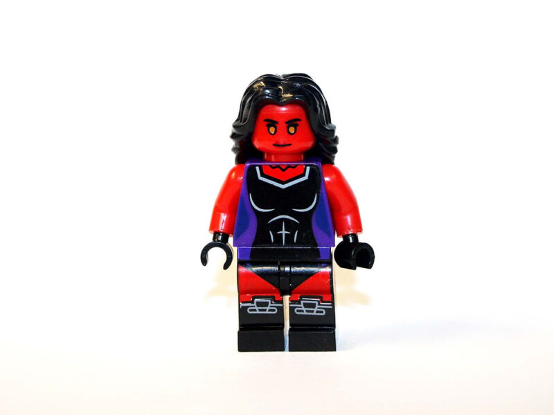 Red She-Hulk Minifigure - Premium Purple Outfit She-Hulk Edition