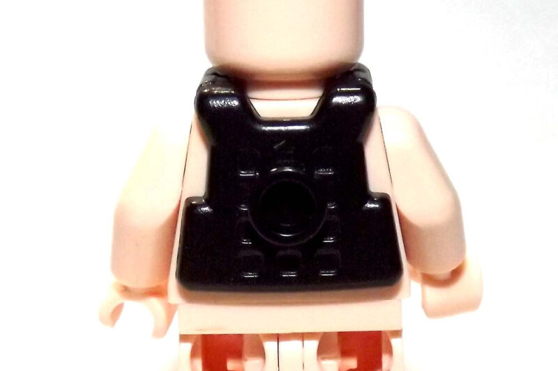 Tactical Vest with Mag Pouches Minifigure - Premium Black Edition - Image 2